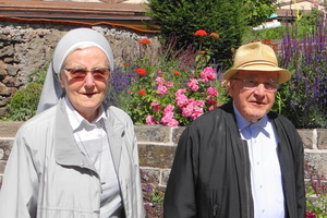 Sr. Roswitha und Pater Fuchs Sr. Roswitha und Pater Fuchs